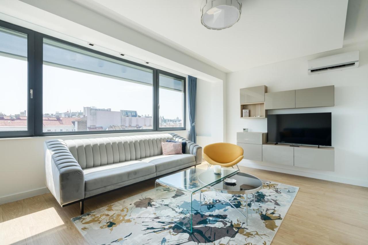 Imperial Suite With Basilika And Castle View Need Reservation For Free Parking Budapest Exterior photo